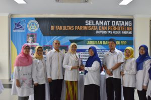 Read more about the article Kunjungan Pelajar College Vokasional Puteri Temerloh ke Fakultas Pariwisata dan Perhotelan