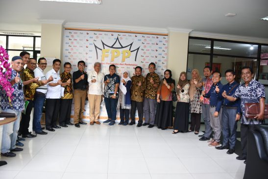 Read more about the article Kunjungan Rapat Pentahelix Dewan Perwakilan Daerah Sumatera Barat | Gabungan Industri Pariwisata Indonesia (GIPI) di FPP UNP