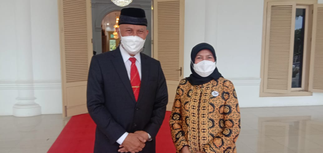 Read more about the article FPP UNP dan Asosiasi Ahli Pariwisata Sumbar beraudiensi dengan Bapak Gubernur terkait pengembangan pariwisata Sumbar