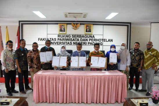 Read more about the article DPD AHLI Sumbar bersama Fakultas Pariwisata dan Perhotelan penandatanganan MoU