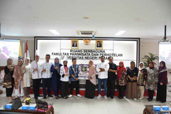 Read more about the article Malaysian Authentic Food To Indonesian By International Chefs for Students Of Tourism and Hospitality Padang State University (FPP-UNP)